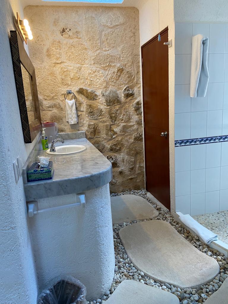 Recamara 1, bathroom